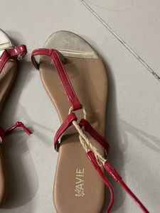 flat sandle