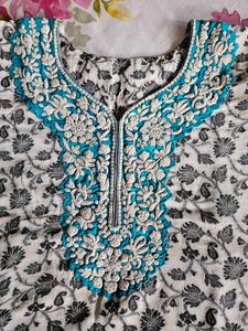 Self Weaved Embroidered Kurti