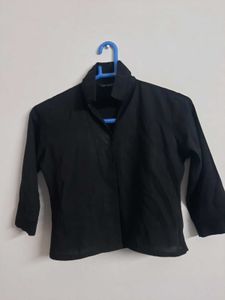 Black 3/4 Sleeve Button-Up Shirt