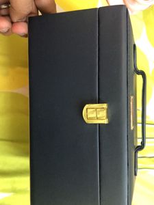 Vanity Box- Leatherette