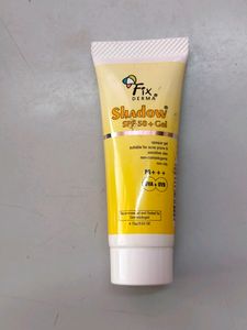 Fix Derma Shadow SPF 50+ Cream PA++