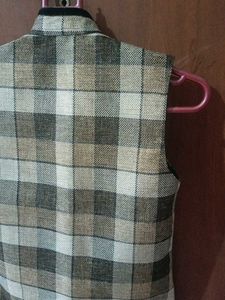 Boys&#39; Checkered Waistcoat