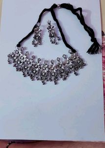Silver Tone Floral Necklace &amp; Earring Set