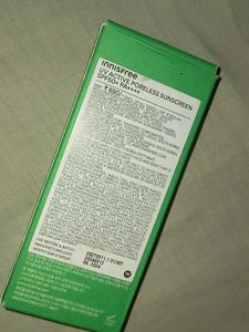 UV ACTIVE INNISFREE PORELESS SUNSCREEN