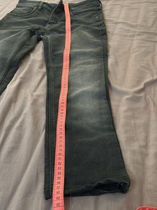 Jeans ( Van Heusen, Size 29, Stretchable Upto 2cm