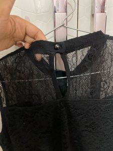 Black Lace Sleeveless Top