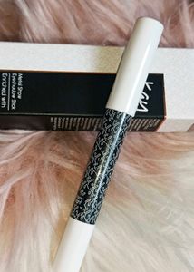 Zivame Lush Body Wash +Kay Beauty Eyshadow Stick