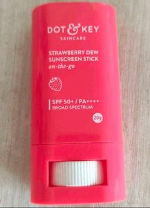 Dot & Key Strawberry Dew Spf 50 Sunscreen Stick