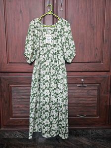 Floral Midi Dress - New with Tags!