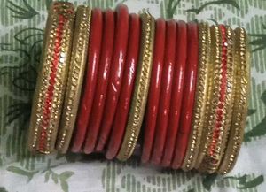 Red &amp; Gold Bangle Set