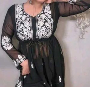Black Embroidered Kurta
