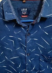 Men&#39;s Stylish Blue Patterned Shirt