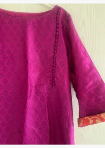 Elegant Magenta Kurta Set