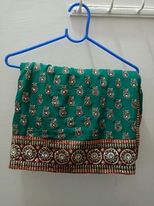 Multiple Colours Border Green Sadi 💚