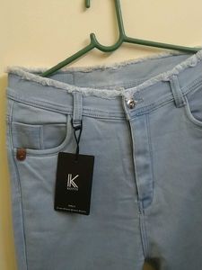 NEW TAG JEANS