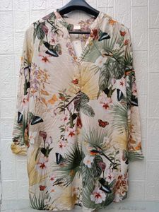 New With Tag H&amp;M Floral Print V-Neck Top