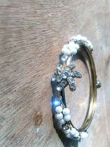 Pearl &amp; Rhinestone Floral Bracelet