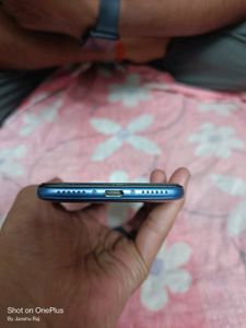 Pocco Phone F1 With Snapdragon 845