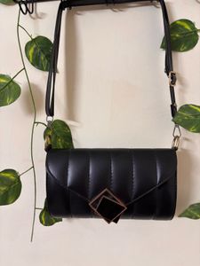 Chic Black Crossbody Bag