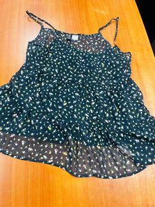 Women stylist crop top