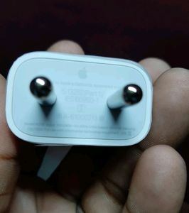 Apple 5W USB Charger for iPhones