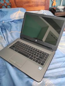HP Laptop 4GB Ram, 1TB Internal HDD