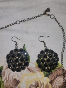 Black Jewellery Set