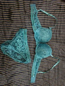 Rarely Worn* Premium Padded Bras | *Flawless Co