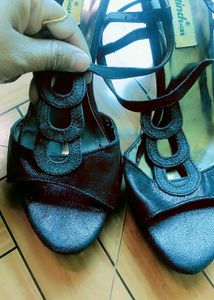 Sandal