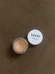 Nyx Eyeshadow Base
