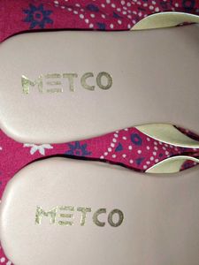 METCO Beige Flip Flops