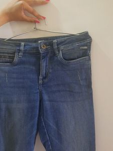 BLUE DENIM JEANS