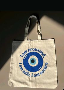 NEW TOTE BAG 🧿