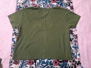 OVERSIZED SHORT T SHIRT
