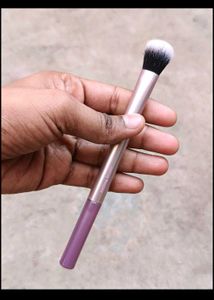 Real Techniques Blush Brush