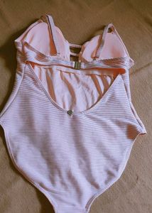 Striped One-Piece Hotie Swimsuit For Women 🔥 🎀♥