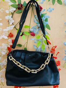 Black Chain Shoulder Bag