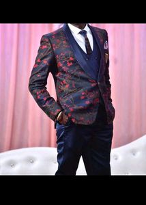 4 PIECE SUIT