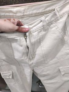 cargo pants with 6 pockets