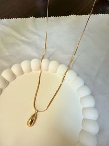 Dewdrop pendant