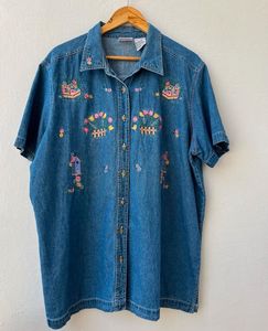 Flower Embroidered Denim Shirt (Vintage)