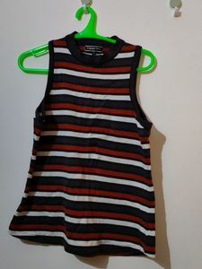 Roadster High Neck Top
