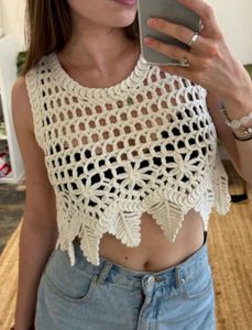 Women Crochet Relaxed Fit Crop Top