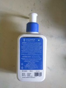 The Derma Co. 2.5% Benzoyl Peroxide Gel Face Wash