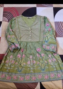Floral Print Green Tunic Top