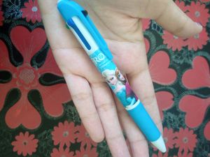Highlighter And 5in One Pen
