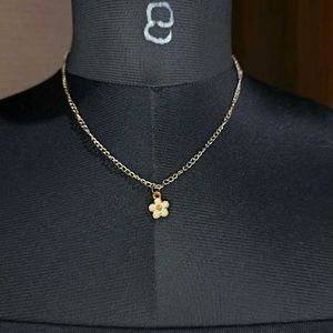 Flower Pendant Necklace