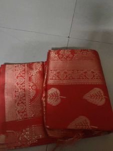 Pure banarasi silk saree with gold zari