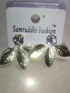 Leaf Design Earrings