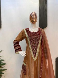 NEW DESIGNER STYLE  KALI SUIT PANT WITH DUPATTA